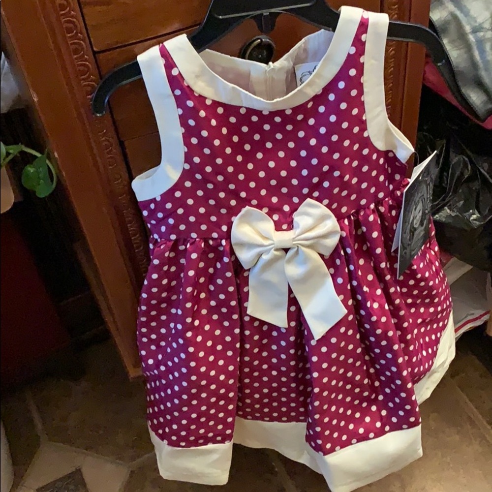 New Girls Dress with Dots & Bow!